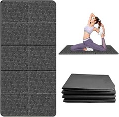 Otras superficies para practicar yoga además de las esterillas plegables